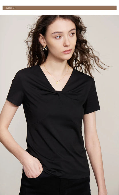 Damen T-Shirt im Minimalismus-Stil mit V-Ausschnitt und dünnem Design