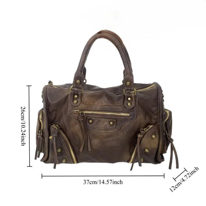 Damen-Schultertasche Vintage-Stil mit Nieten und viel Stauraum in mehreren Innentaschen