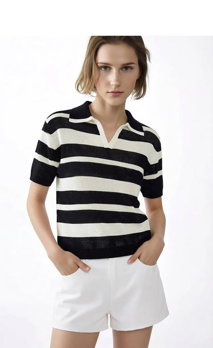 Gestreifter Damen-Strickpullover mit Polokragen, kurzarm, schwarz-weiß