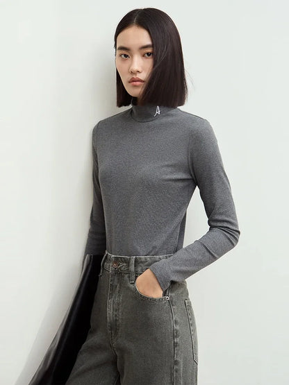 Damen Rollkragen-T-Shirt aus besticktem Fleece für warme Wintertage