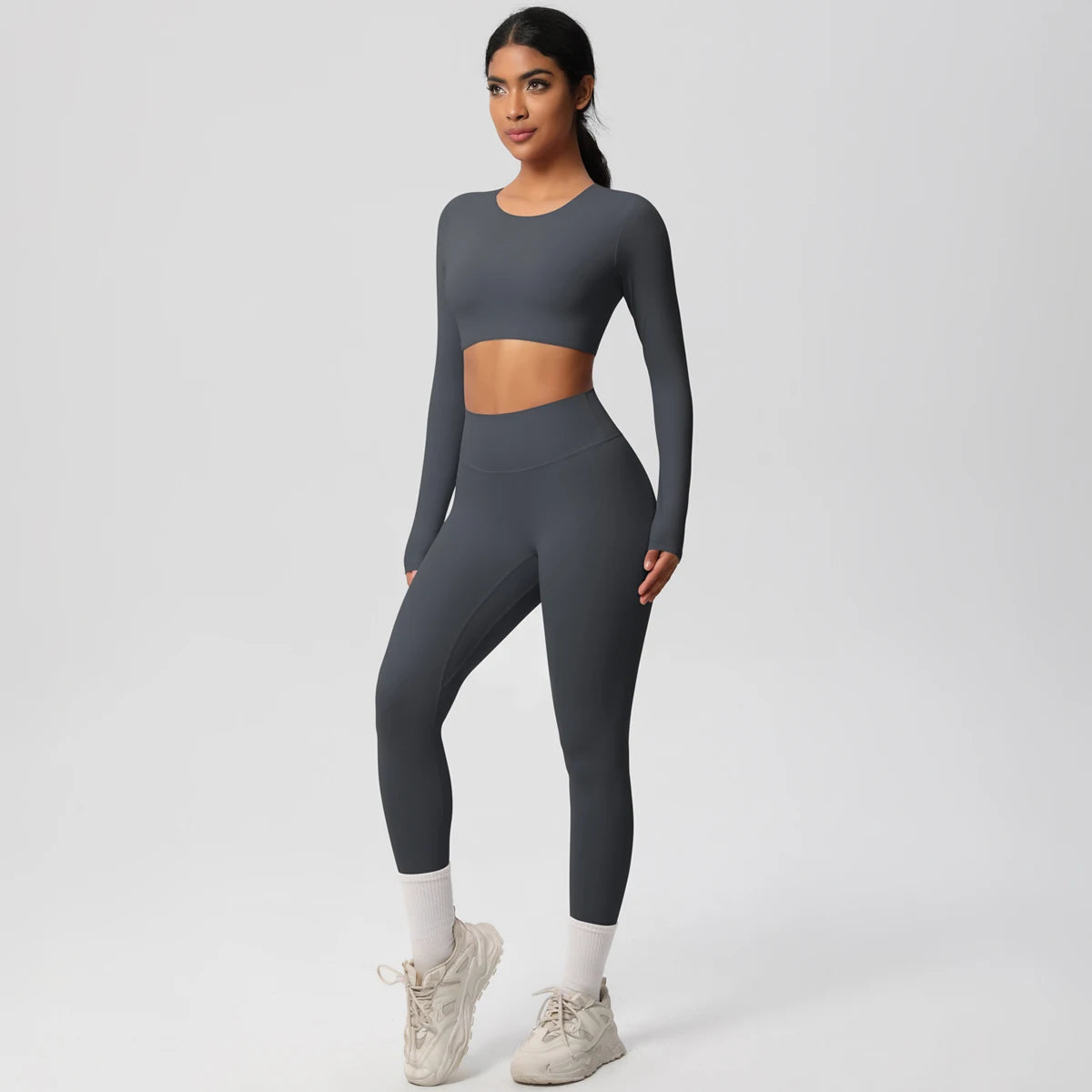 Yoga-Set mit langarmigem Crop-Top und Leggings, graphitgrau