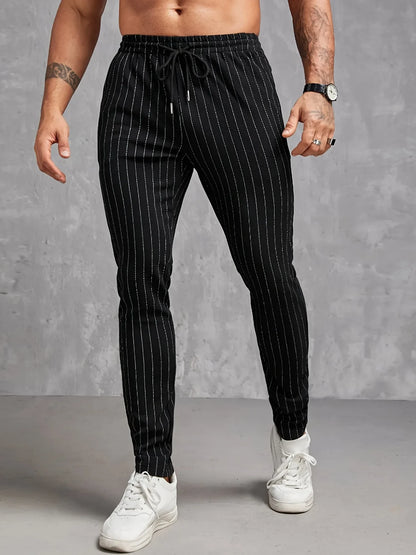 Neue Herren-Freizeithose mit gestreiften Taschen für Frühling und Sommer