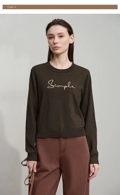 Braunes Langarm-T-Shirt mit rundem Ausschnitt und „Simple“-Schriftzug