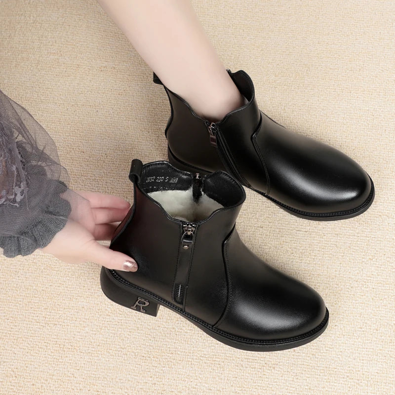 AIYUQI Damen-Ankle-Boots schwarz, Seitenreißverschluss, gefütterter Schaft, Blockabsatz