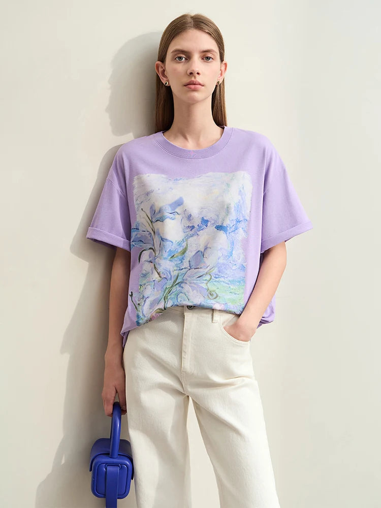 Damen T-Shirt im Minimalismus-Stil mit Kunstöl-Farbdruck für den Sommer