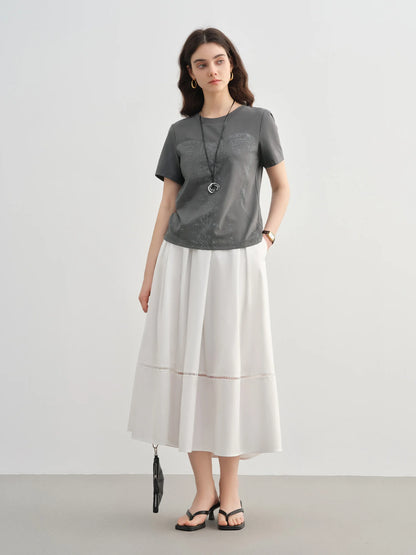 Damenbluse mit V-Ausschnitt und langen Ärmeln aus Jacquardstoff im chinesischen Stil mit Knopfleiste – in zwei Farben erhältlich.