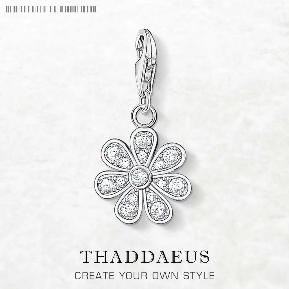 Baumelnder Blütenblumen-Charm-Anhänger aus 925er Sterlingsilber mit funkelnden Steinen