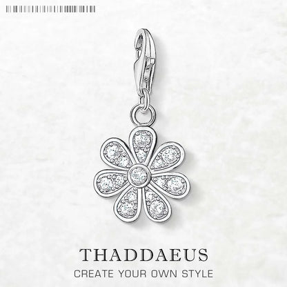 Baumelnder Blütenblumen-Charm-Anhänger aus 925er Sterlingsilber mit funkelnden Steinen