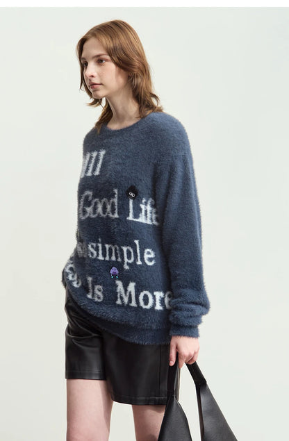 Damenpullover in Dunkelblau mit Rundhalsausschnitt und AMII-Print, langarm